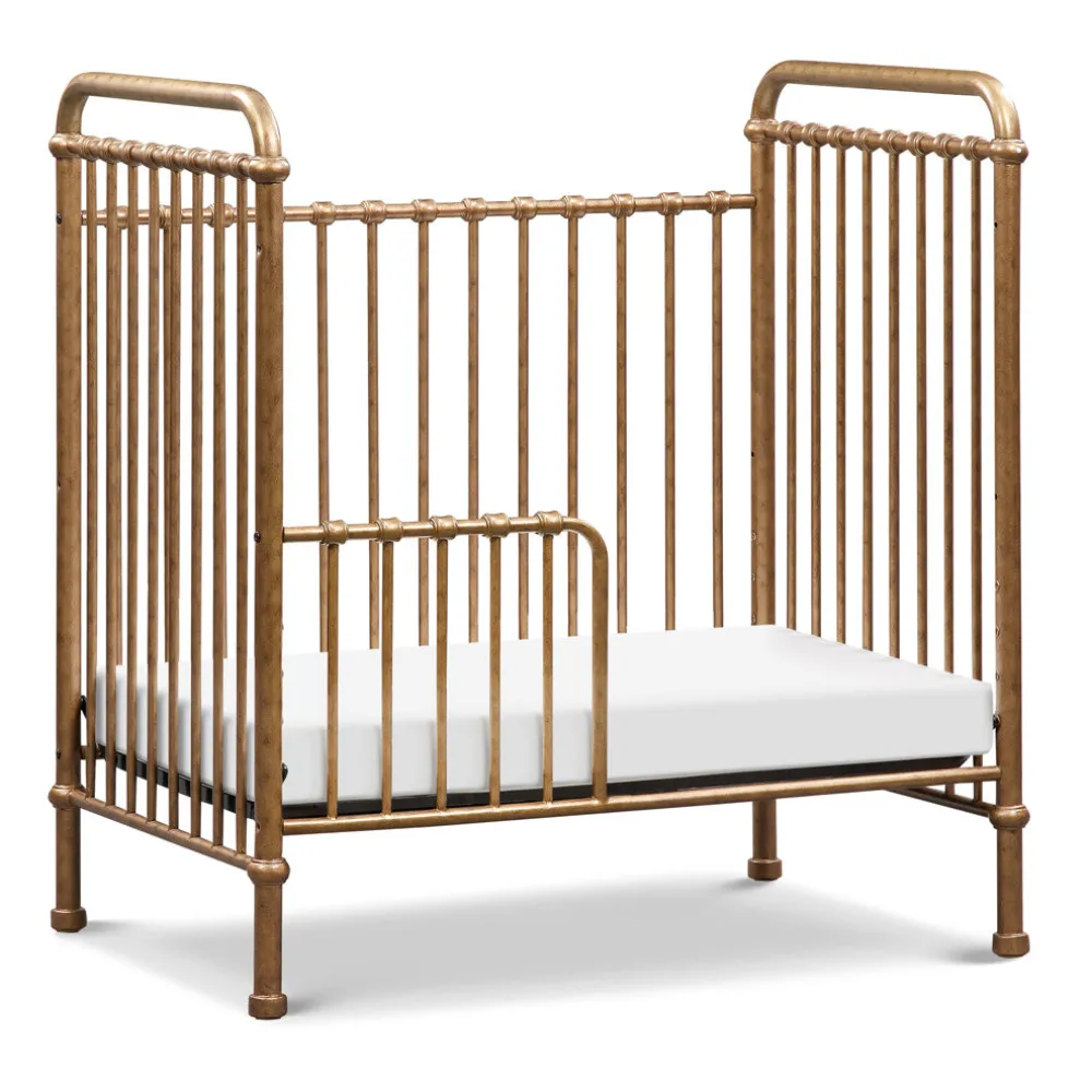 Abigail 3-in-1 Convertible Mini Crib
