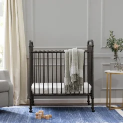 Abigail 3-in-1 Convertible Mini Crib