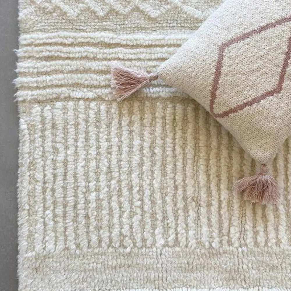 Ari Sheep Woolable Rug