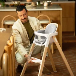BRYN Highchair