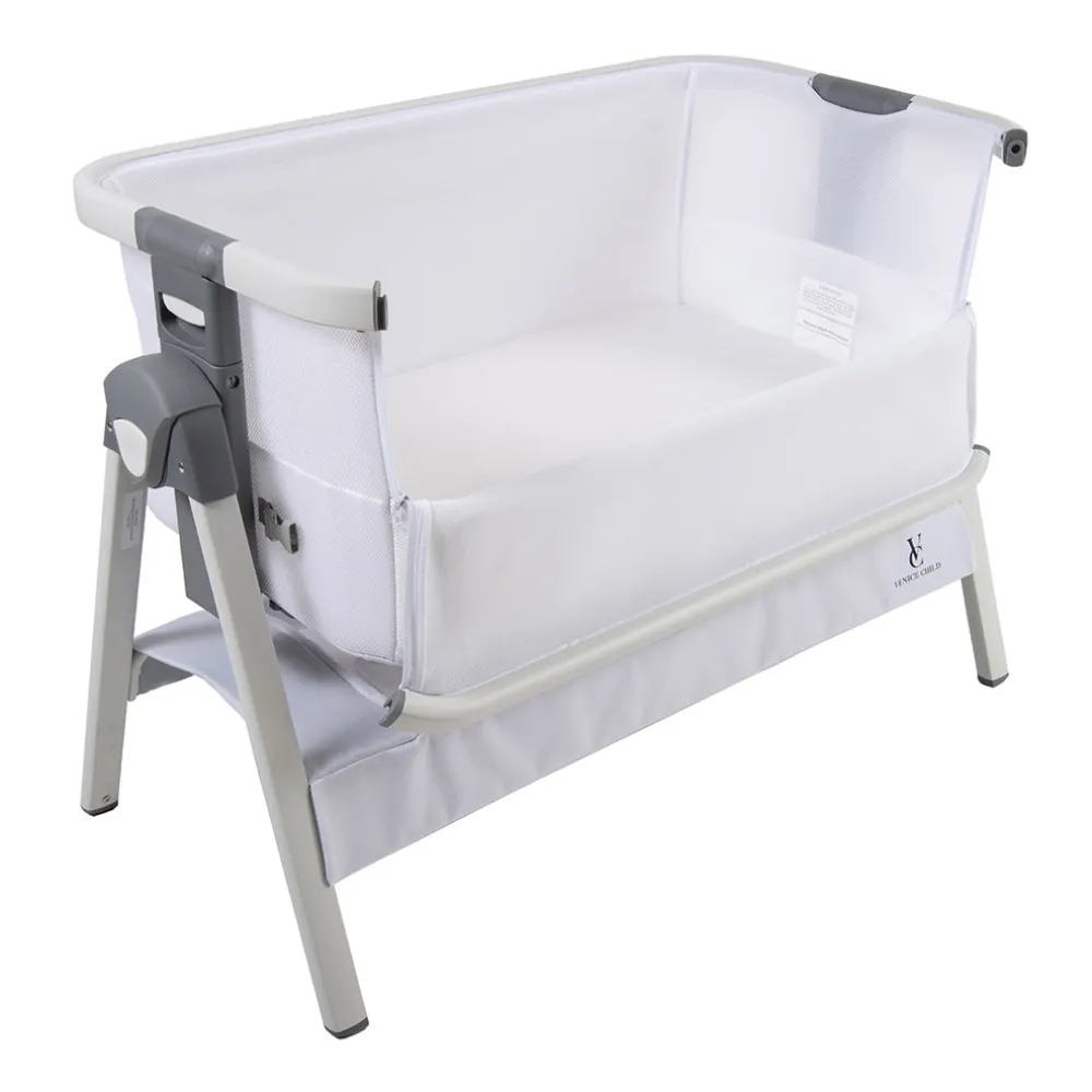 California Dreaming Bedside Bassinet