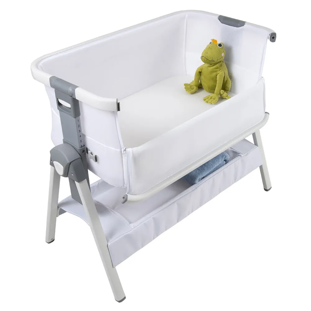 California Dreaming Bedside Bassinet