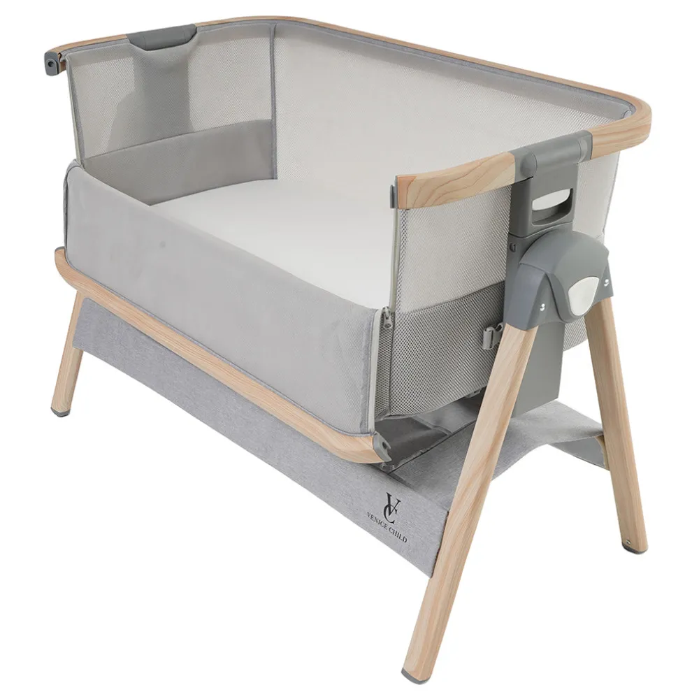 California Dreaming Bedside Bassinet