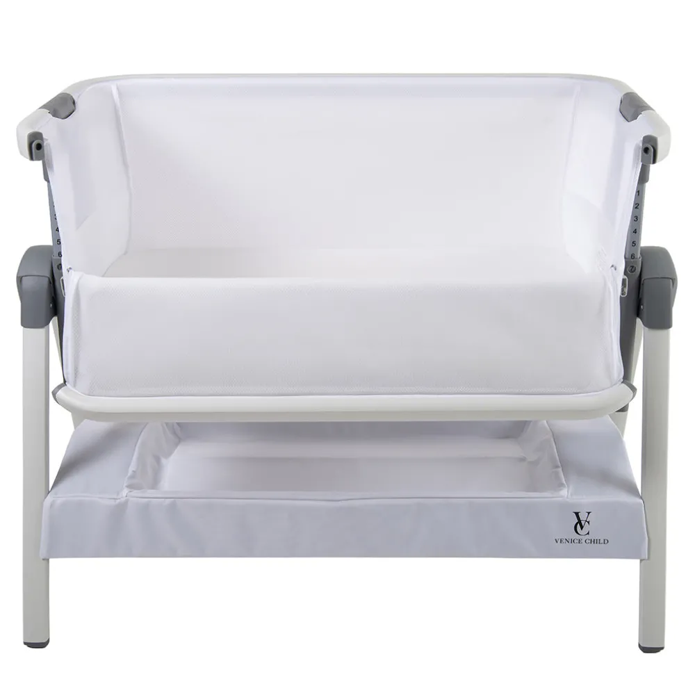 California Dreaming Bedside Bassinet