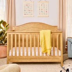 Charlie 4-In-1 Convertible Crib
