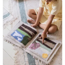 Cool Kids Eat Healthy Textile Book