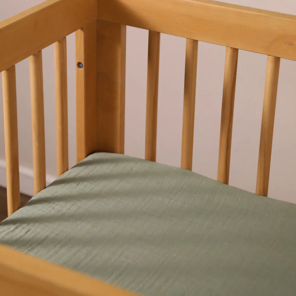 Crib Sheet In GOTS Certified Organic Muslin Cotton