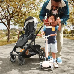 Cruz V3 Stroller