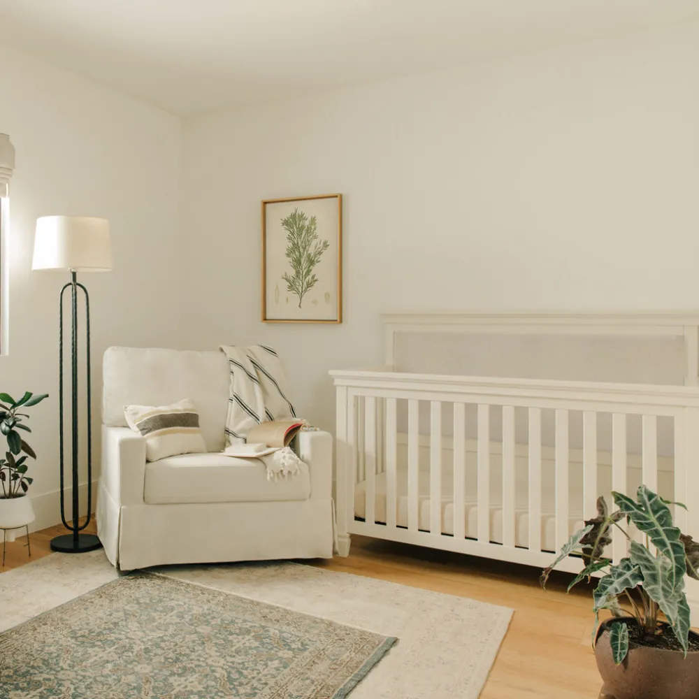 Darlington 4-in-1 Convertible Crib in Warm White