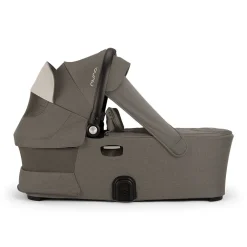 DEMI Next Bassinet + Stand