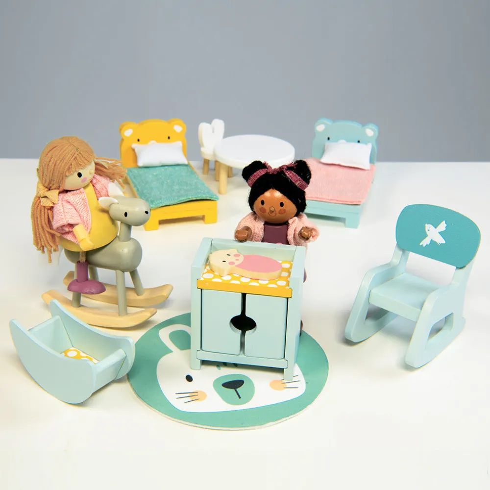 Dolls House Children's Room Furniture