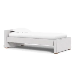 Dorma Twin/Full Bed