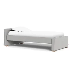 Dorma Twin/Full Bed