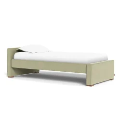 Dorma Twin/Full Bed