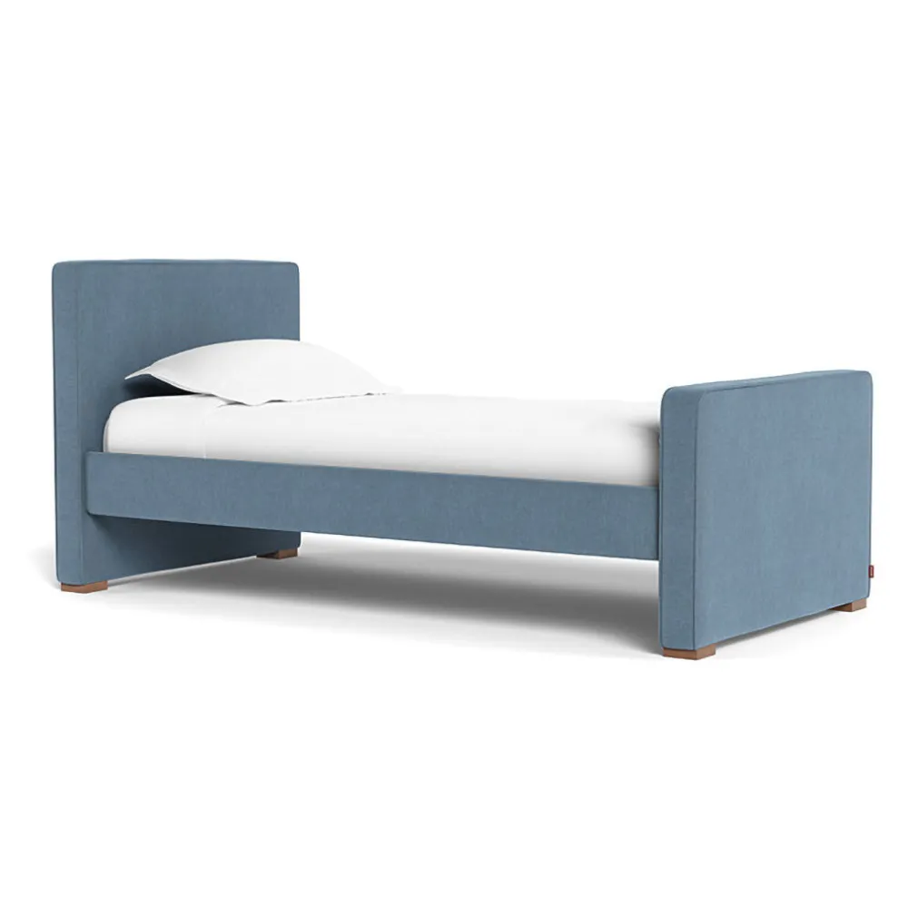 Dorma Twin/Full Bed