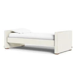 Dorma Twin/Full Bed
