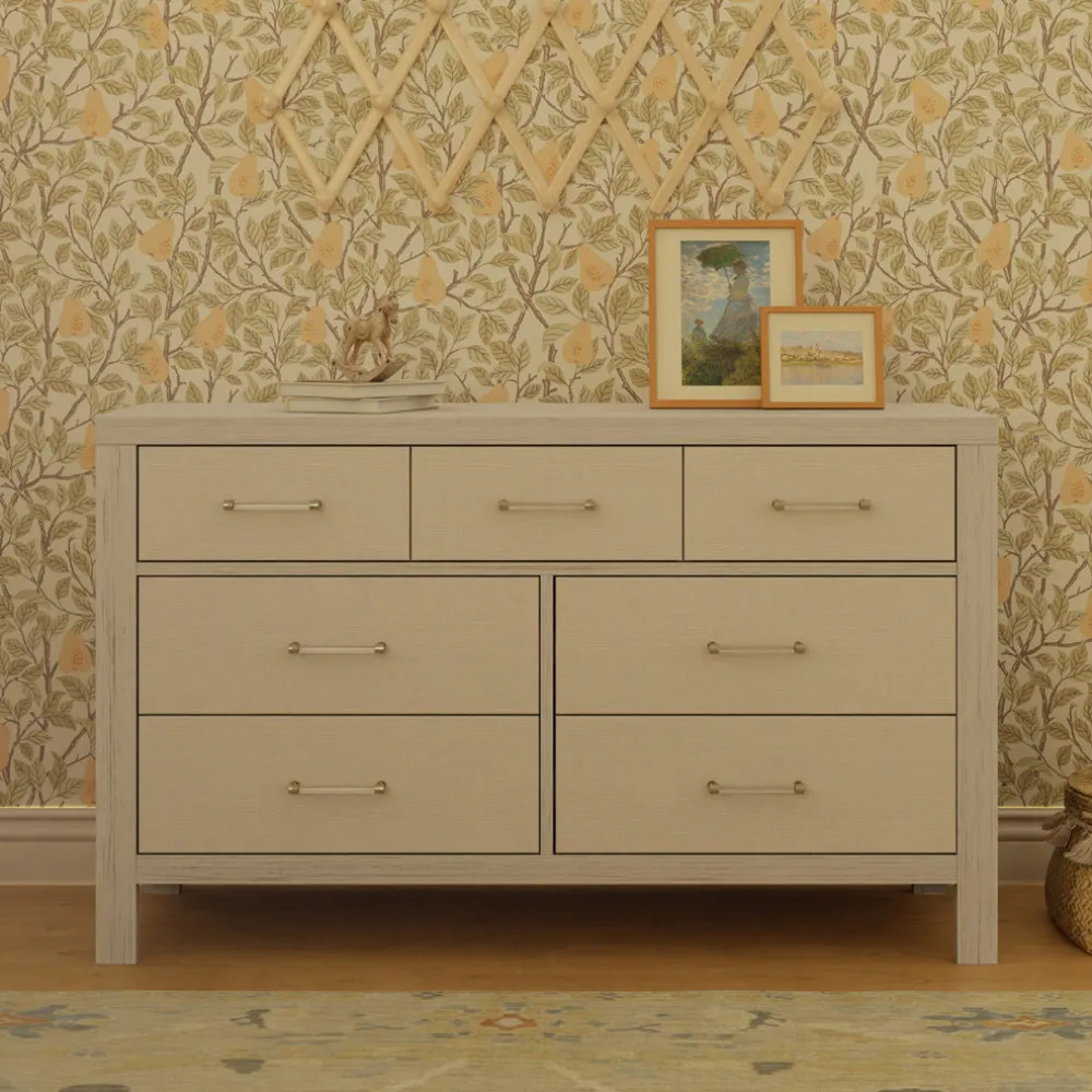 Eloise 7-Drawer Dresser