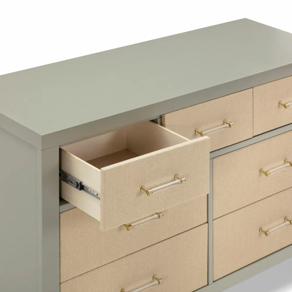 Eloise 7-Drawer Dresser
