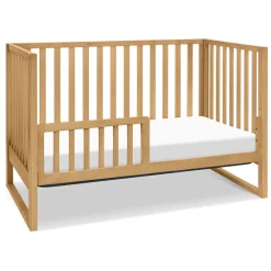 Hunter 3-in-1 Convertible Crib