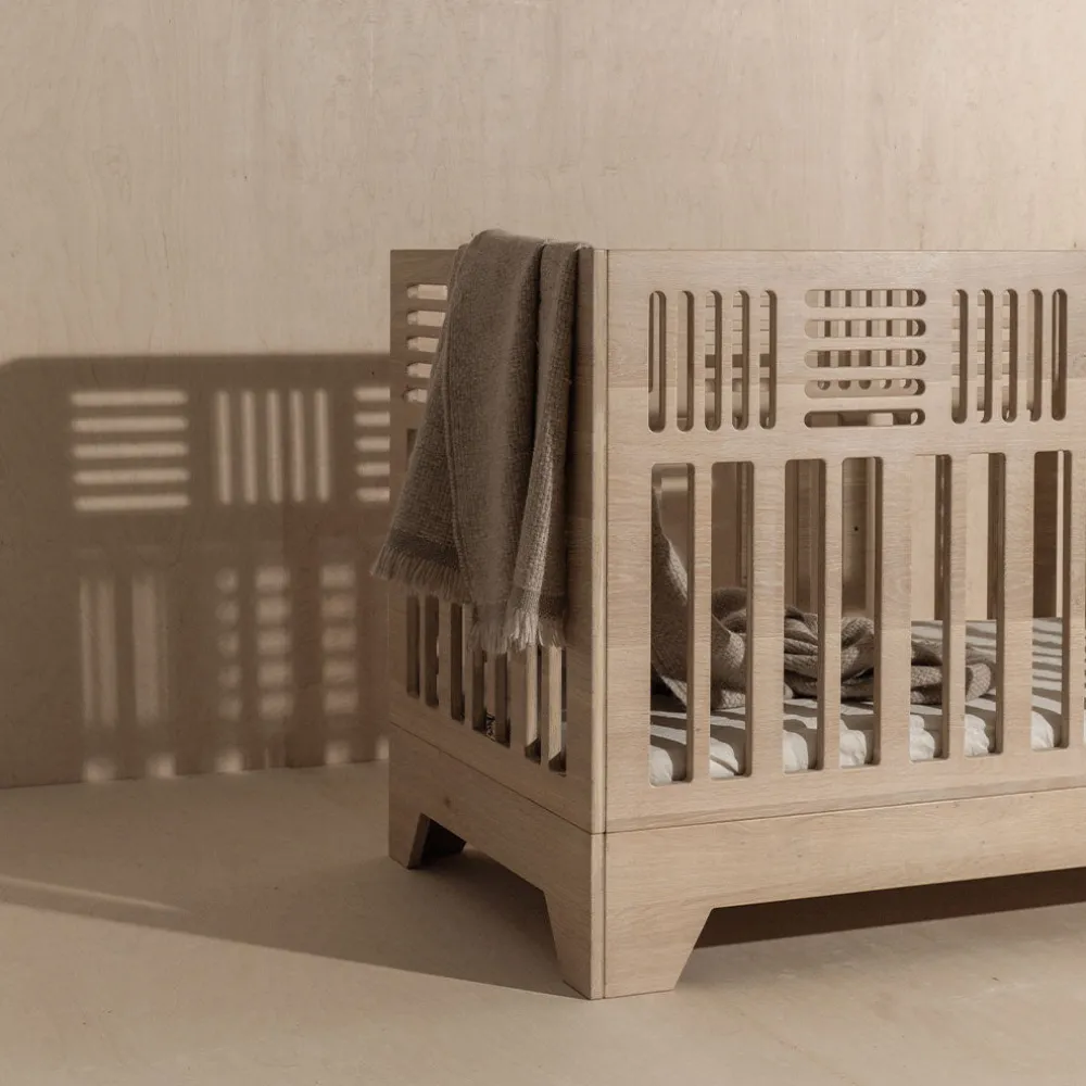 Io Crib