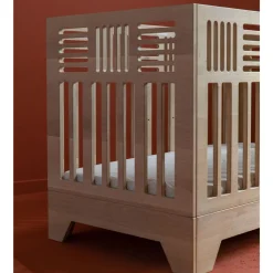 Io Crib