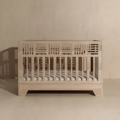Io Crib