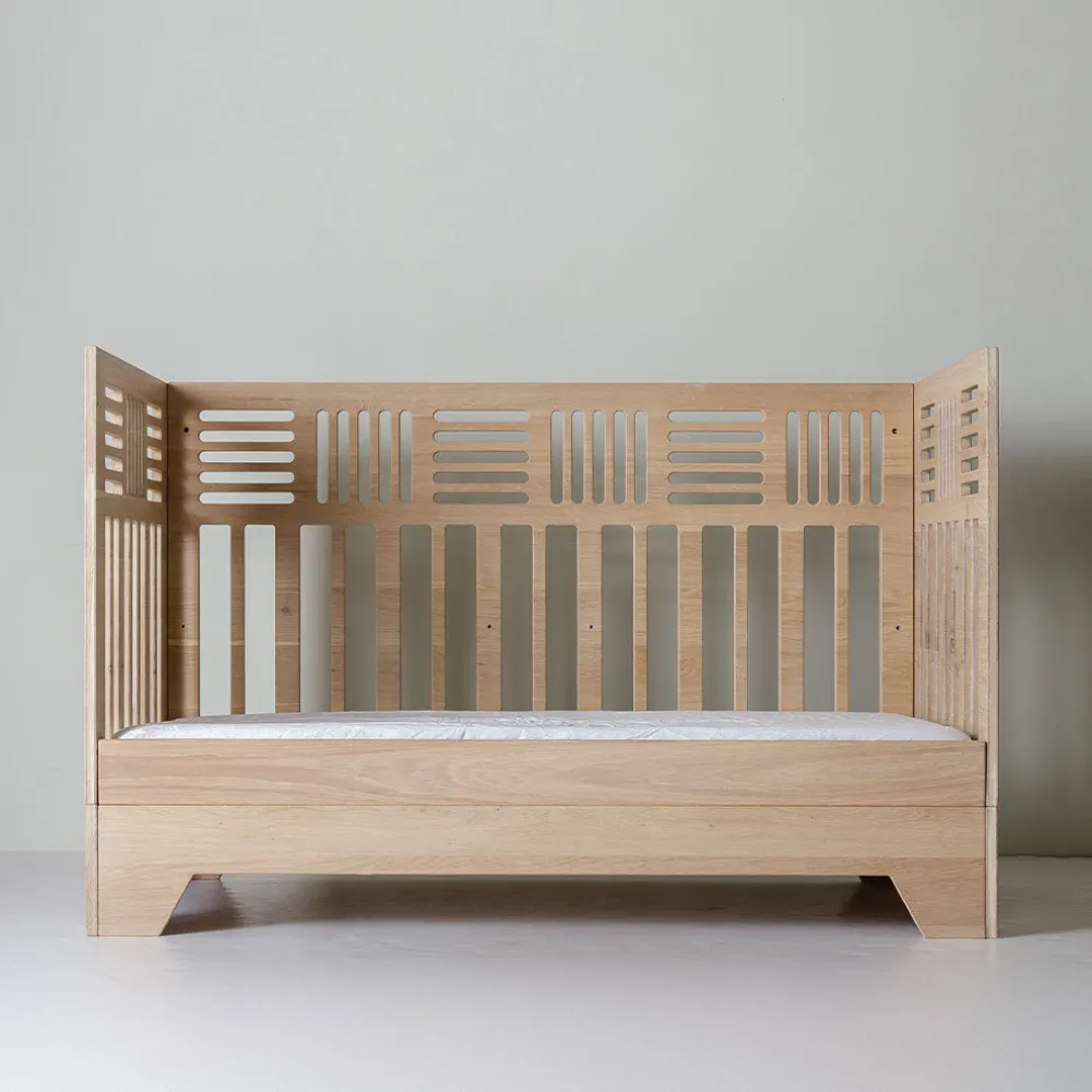 Io Crib