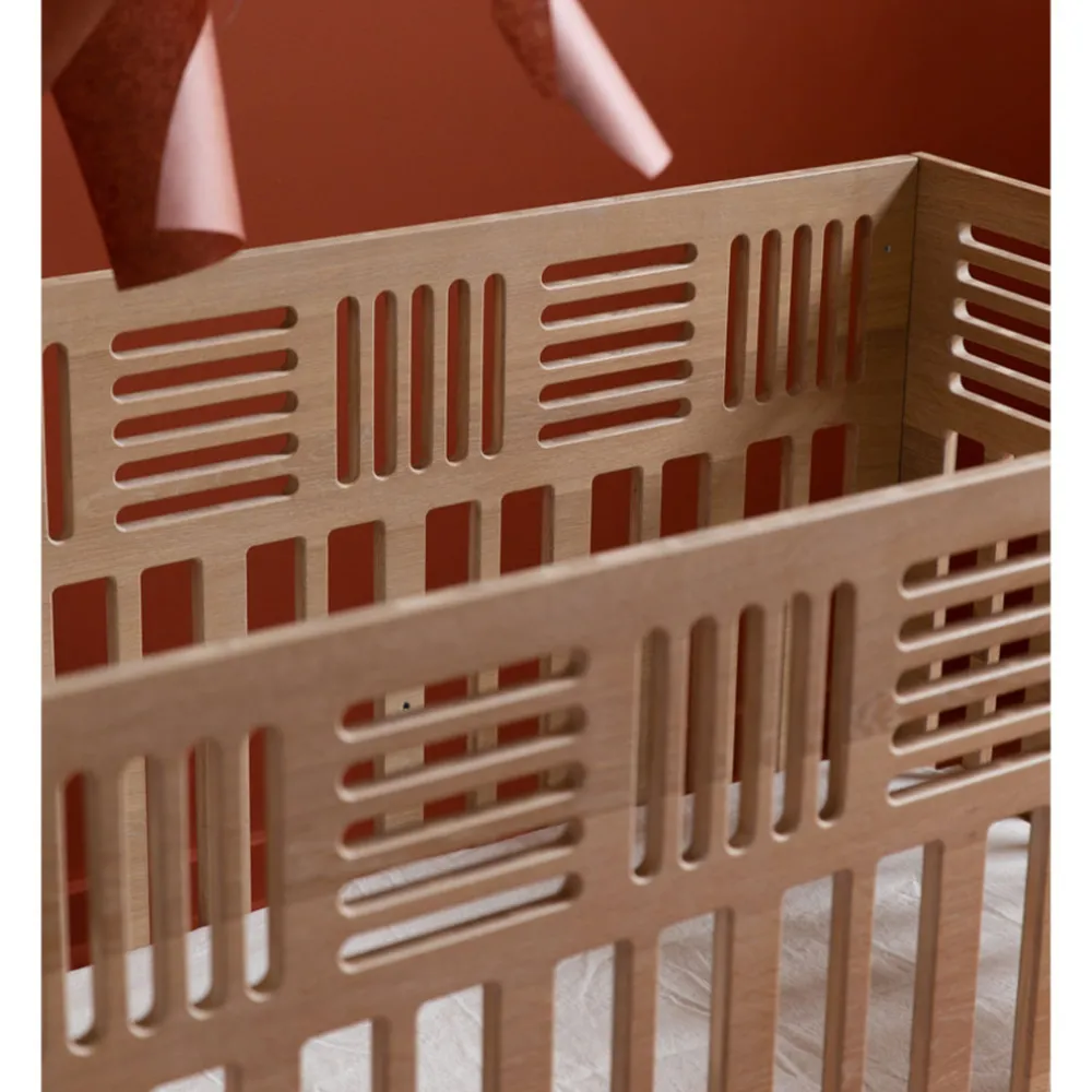 Io Crib