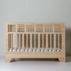 Io Crib