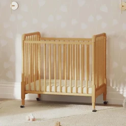 Jenny Lind 3-in-1 Convertible Mini Crib
