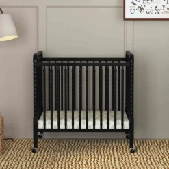Jenny Lind 3-in-1 Convertible Mini Crib