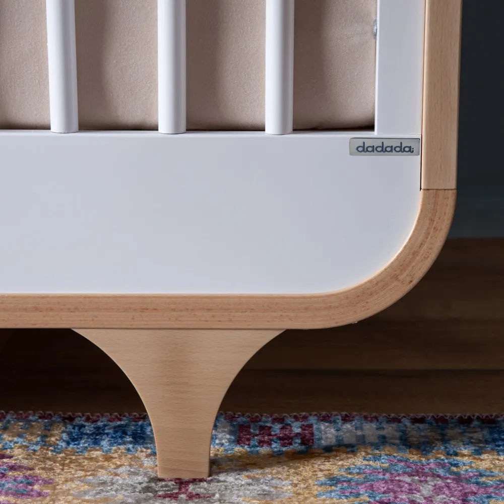 Jolly 3-in-1 Convertible Crib