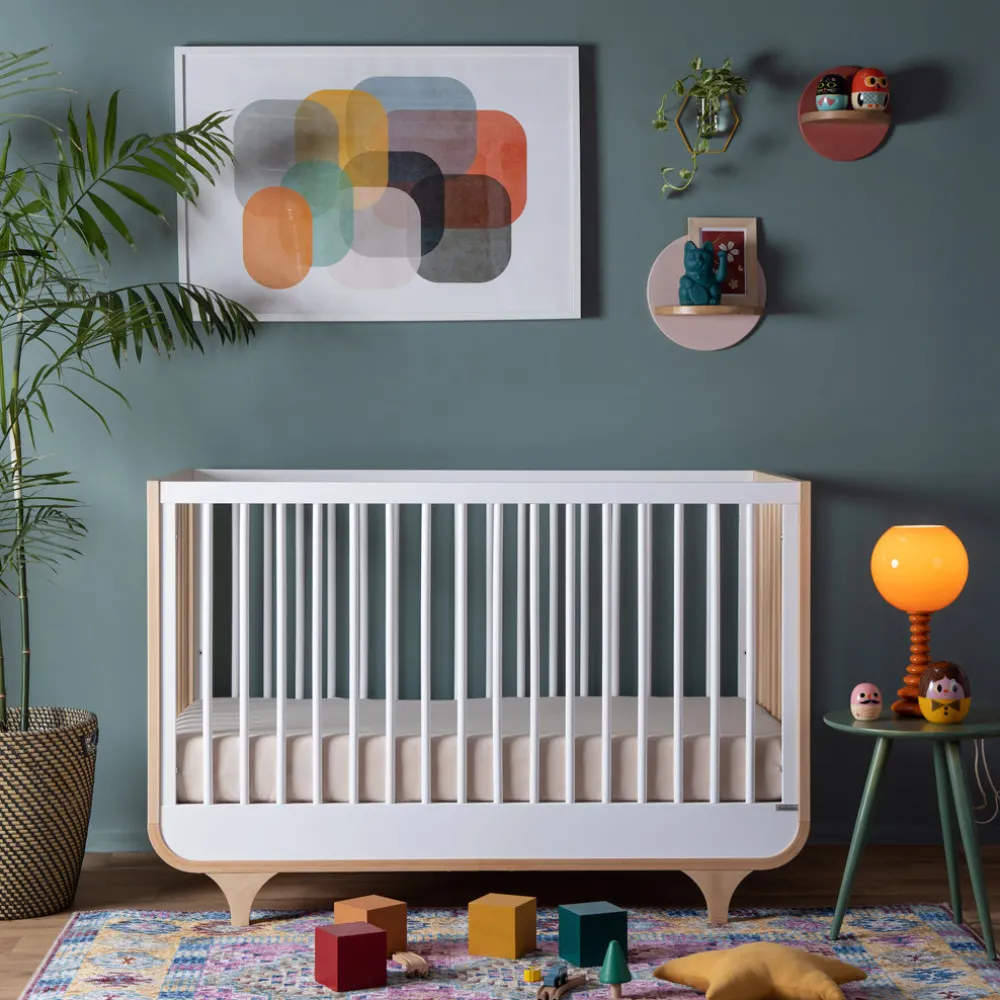 Jolly 3-in-1 Convertible Crib