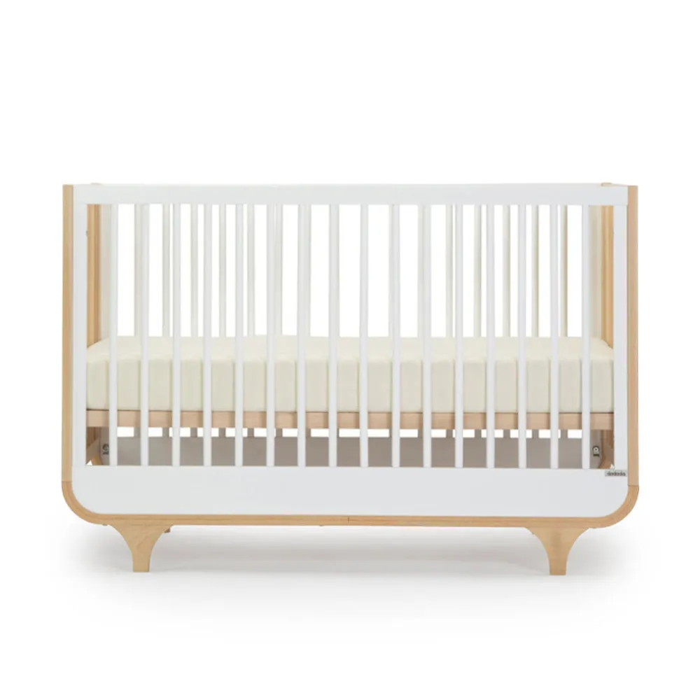 Jolly 3-in-1 Convertible Crib