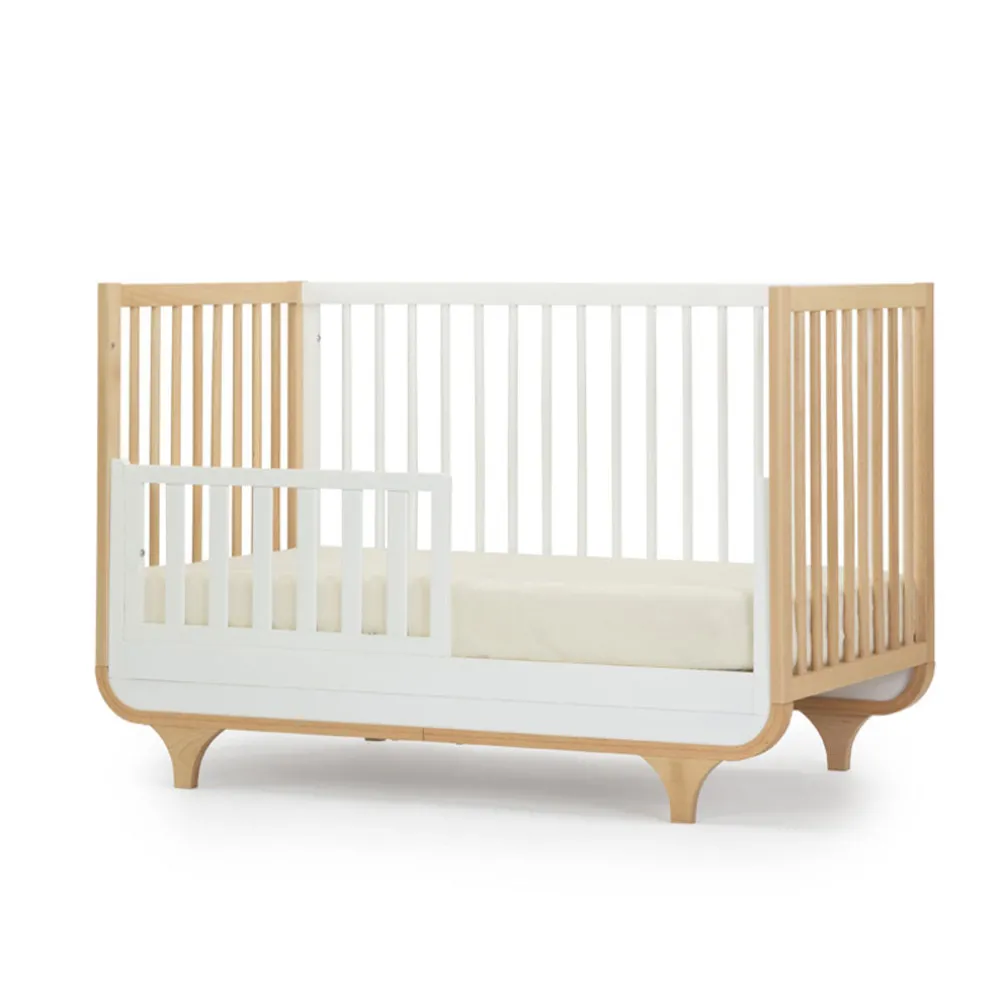 Jolly 3-in-1 Convertible Crib