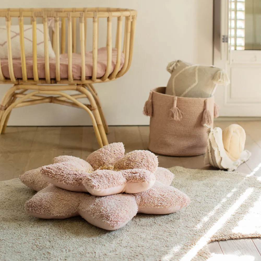 Lazy Snail Cushion