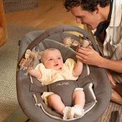 LEAF Grow Child Seat
