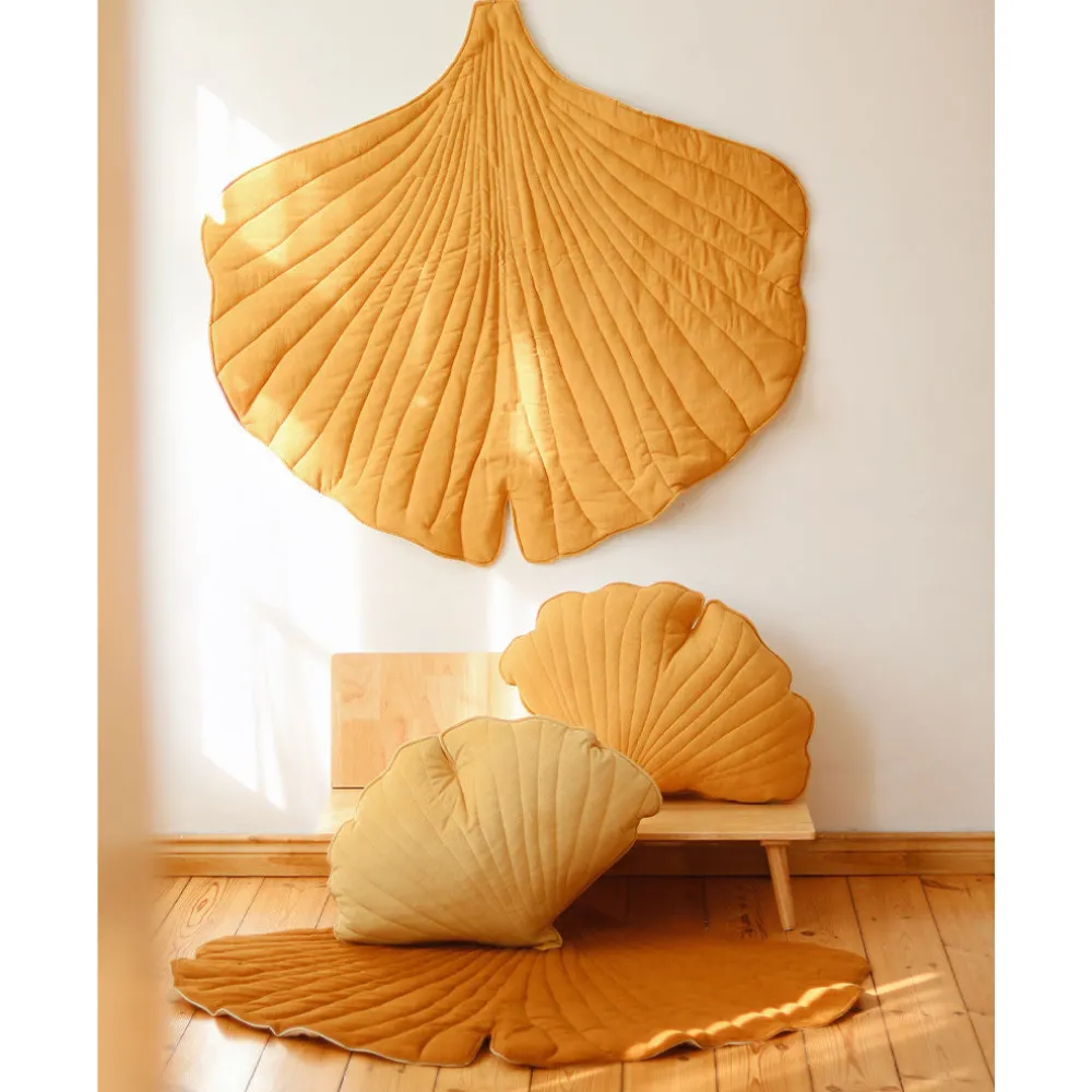 Linen Ginkgo Leaf Mat