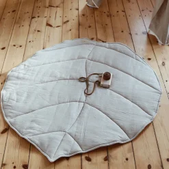 Linen Leaf Mat