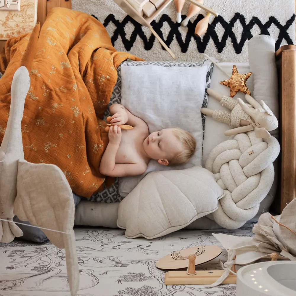 Linen Shell Pillow