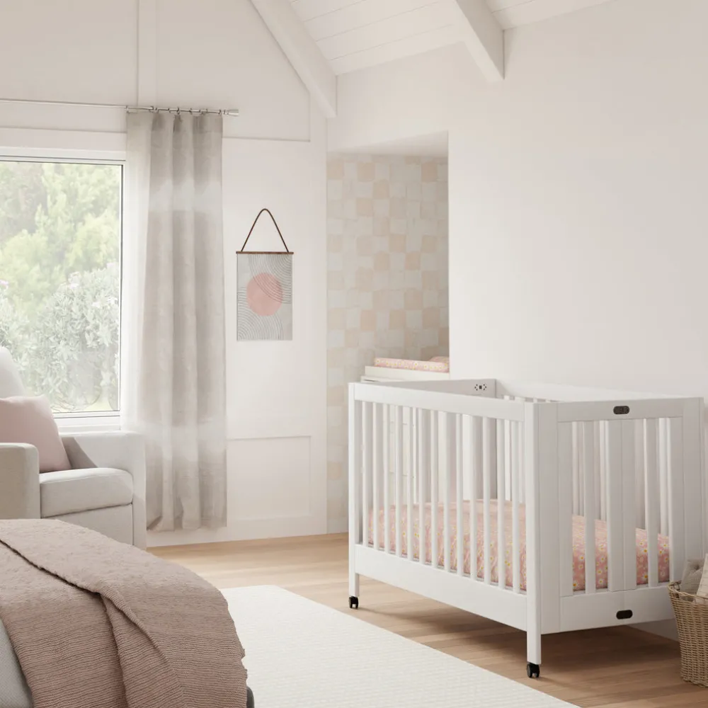 Maki Portable Folding Crib + Conversion Kit