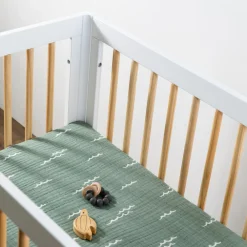 Mini Crib Sheet In GOTS Certified Organic Muslin Cotton