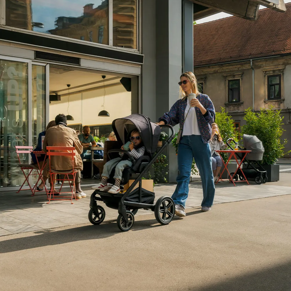 MIXX Next Stroller + PIPA Series Travel System