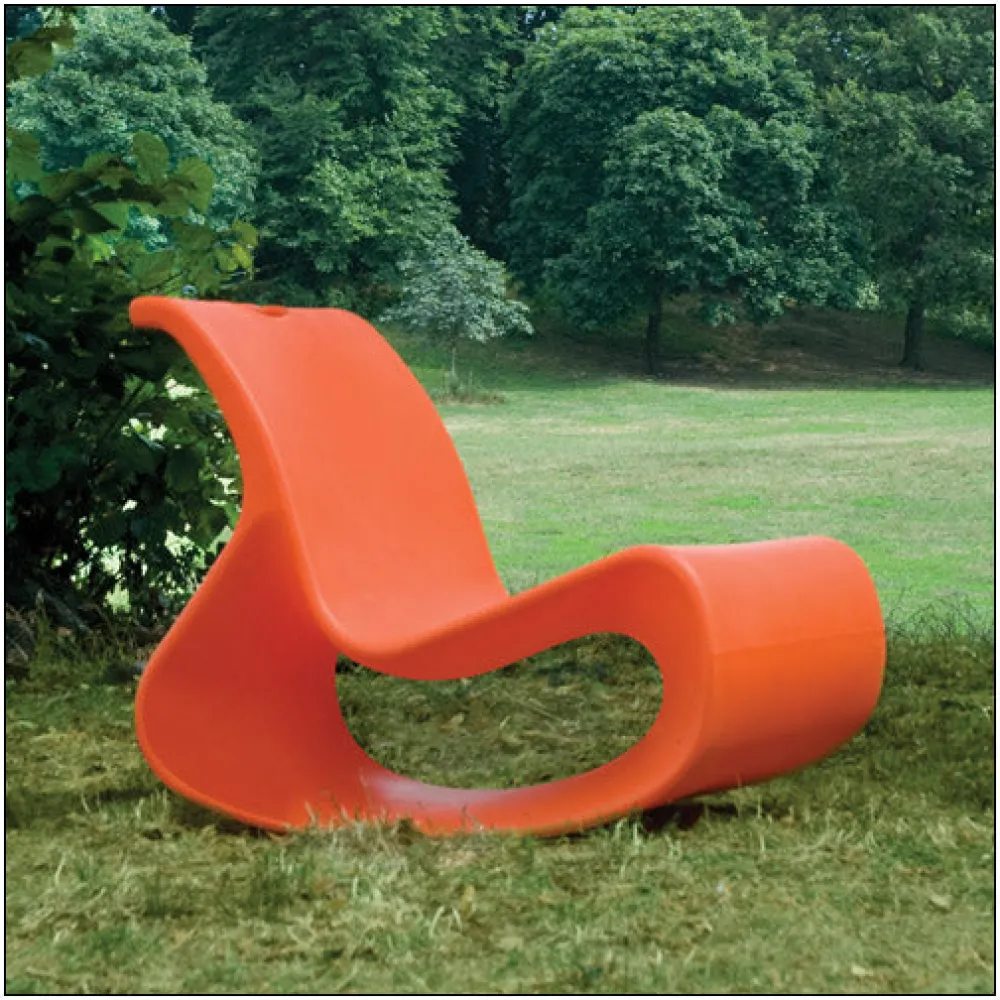 Mod Lounger