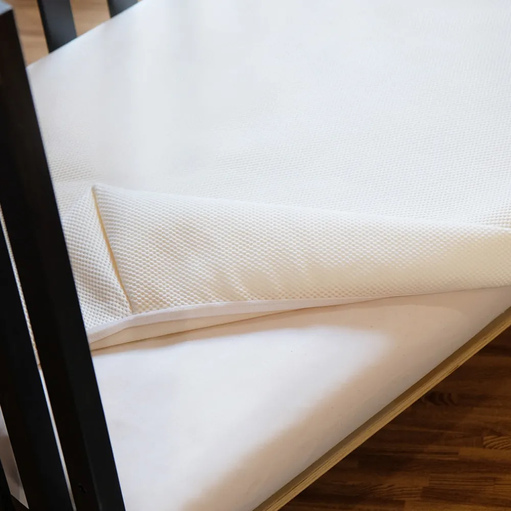 Organic Breathable Mini Crib Mattress