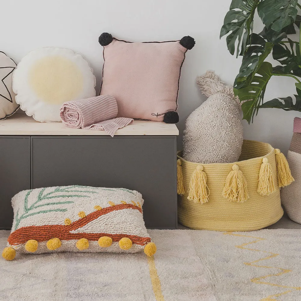 Palm Cushion
