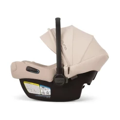 PIPA Aire Infant Car Seat + PIPA Series Base