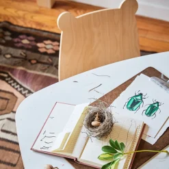 Play Table in White