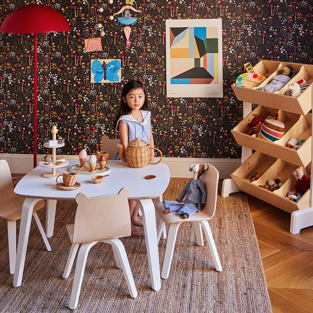 Play Table in White
