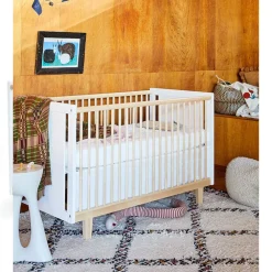 Rhea Crib